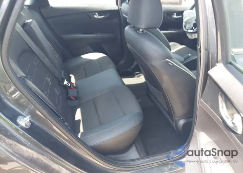 2021 Kia Forte Gt-Line из США, поврежденный, VIN 3KPF34ADXME404141